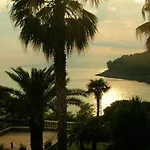 Spacious In With Sea View 95 M² Apartment