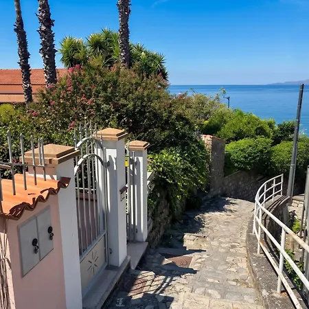 Appartamento Spacious In With Sea View 95 M² Maratea