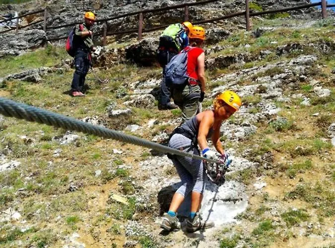 شقة Spacious In With Sea View 95 M² ماراتييا