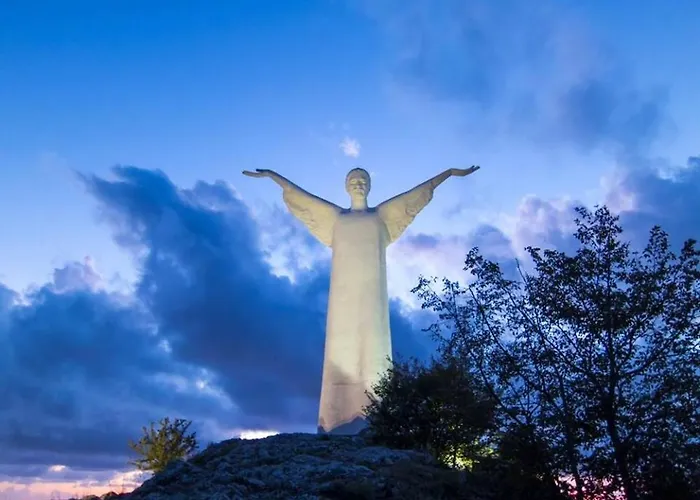 Spacious In With Sea View 95 M² * ماراتييا