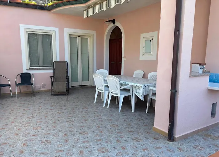 Spacious In With Sea View 95 M² شقة ماراتييا